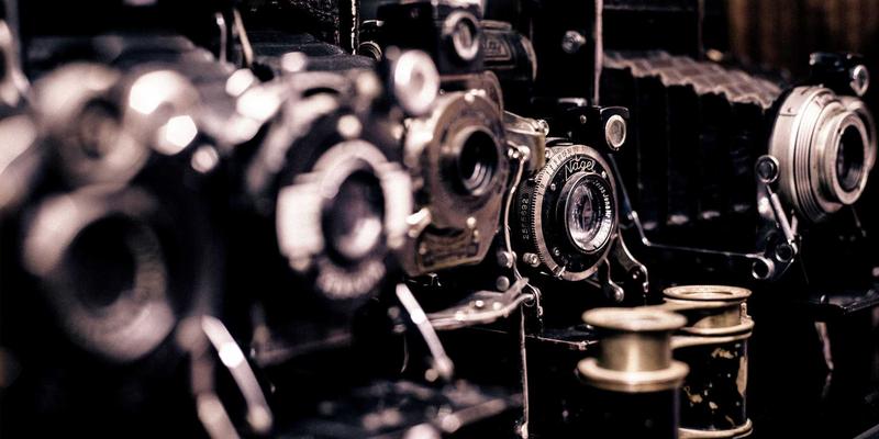 域名注册30问：从SSL证书到网站托管的完整建站指南