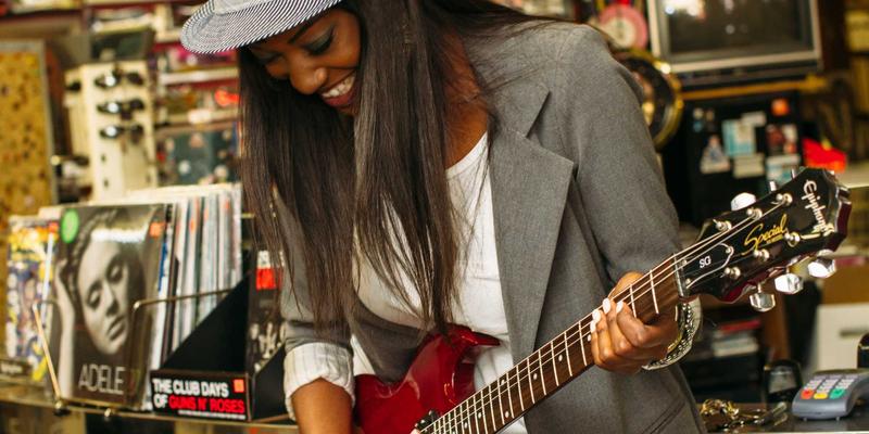 域名注册40年：从技术标识到数字资产的全方位管理指南