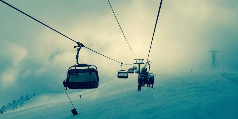 域名注册与网站托管安全指南：如何通过DNS配置有效预防网络钓鱼攻击