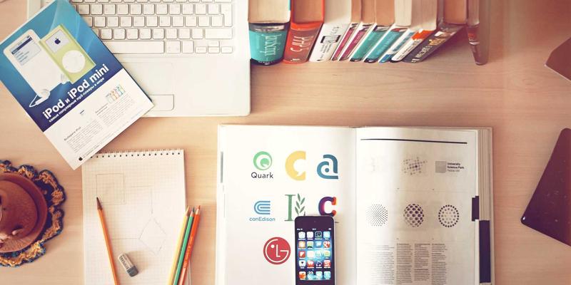 域名注册：网站托管、网络服务与域名管理的基石