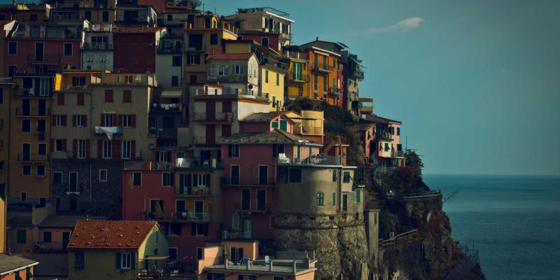 域名注册陷阱全揭秘：如何避开虚假注册商与隐藏费用，安全获取SSL证书与网站托管